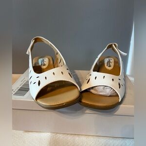 Brand new women’s white sandals